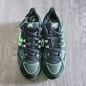 Nike × Off-White Collaboration Green Stripe Rubber Dunks.